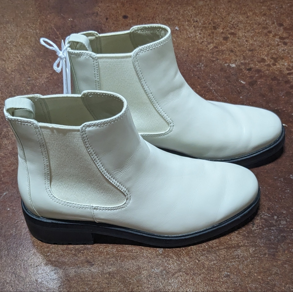 Everlane Booties